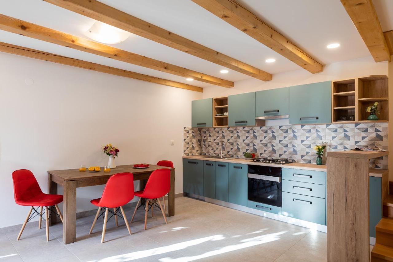 Holiday Home Anamarija ซัฟทัท ภายนอก รูปภาพ