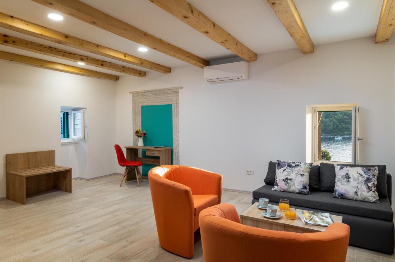 Holiday Home Anamarija ซัฟทัท ภายนอก รูปภาพ