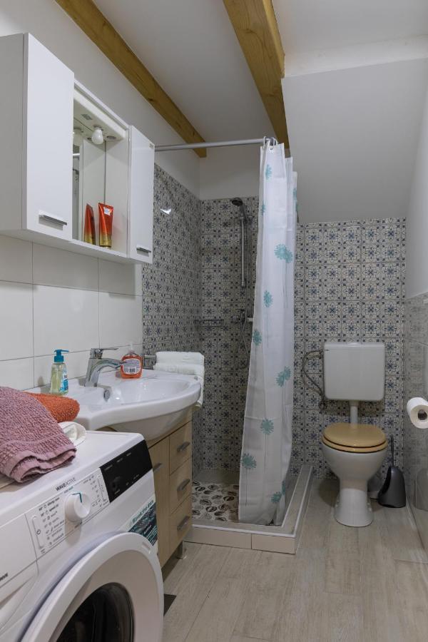 Holiday Home Anamarija ซัฟทัท ภายนอก รูปภาพ
