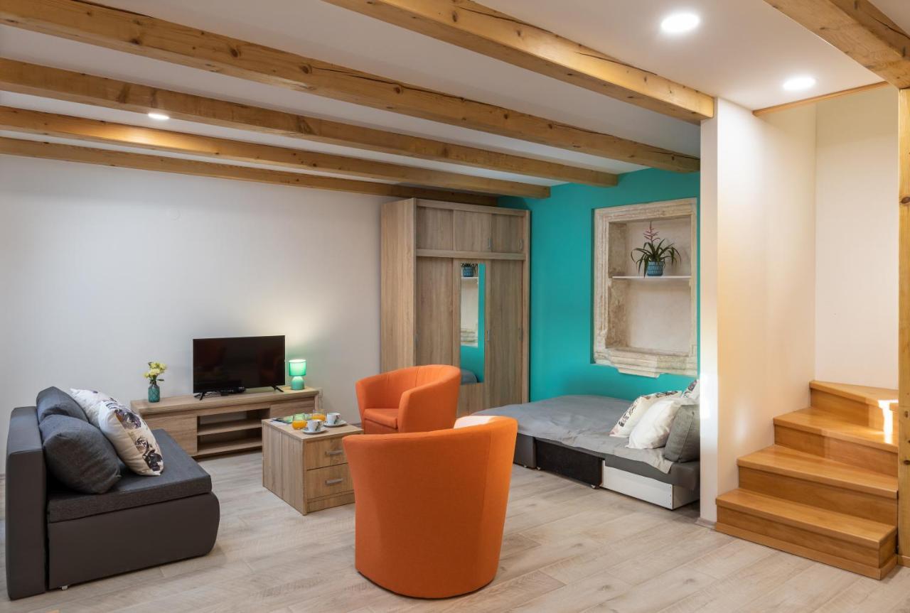 Holiday Home Anamarija ซัฟทัท ภายนอก รูปภาพ